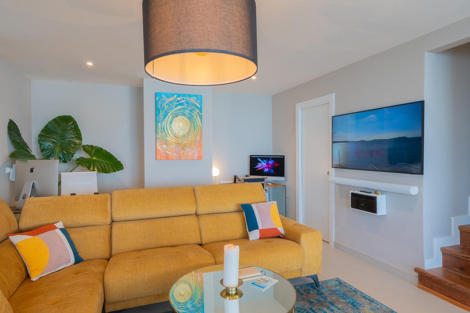 Apartament Private 250Sqm Garden Duplex, Jacuzzi, Cinema, Sea View Escape Torremolinos Zewnętrze zdjęcie