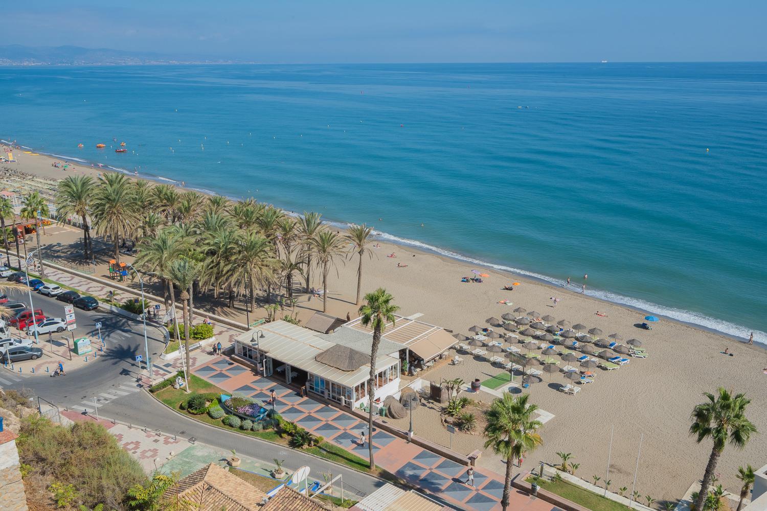 Apartament Private 250Sqm Garden Duplex, Jacuzzi, Cinema, Sea View Escape Torremolinos Zewnętrze zdjęcie