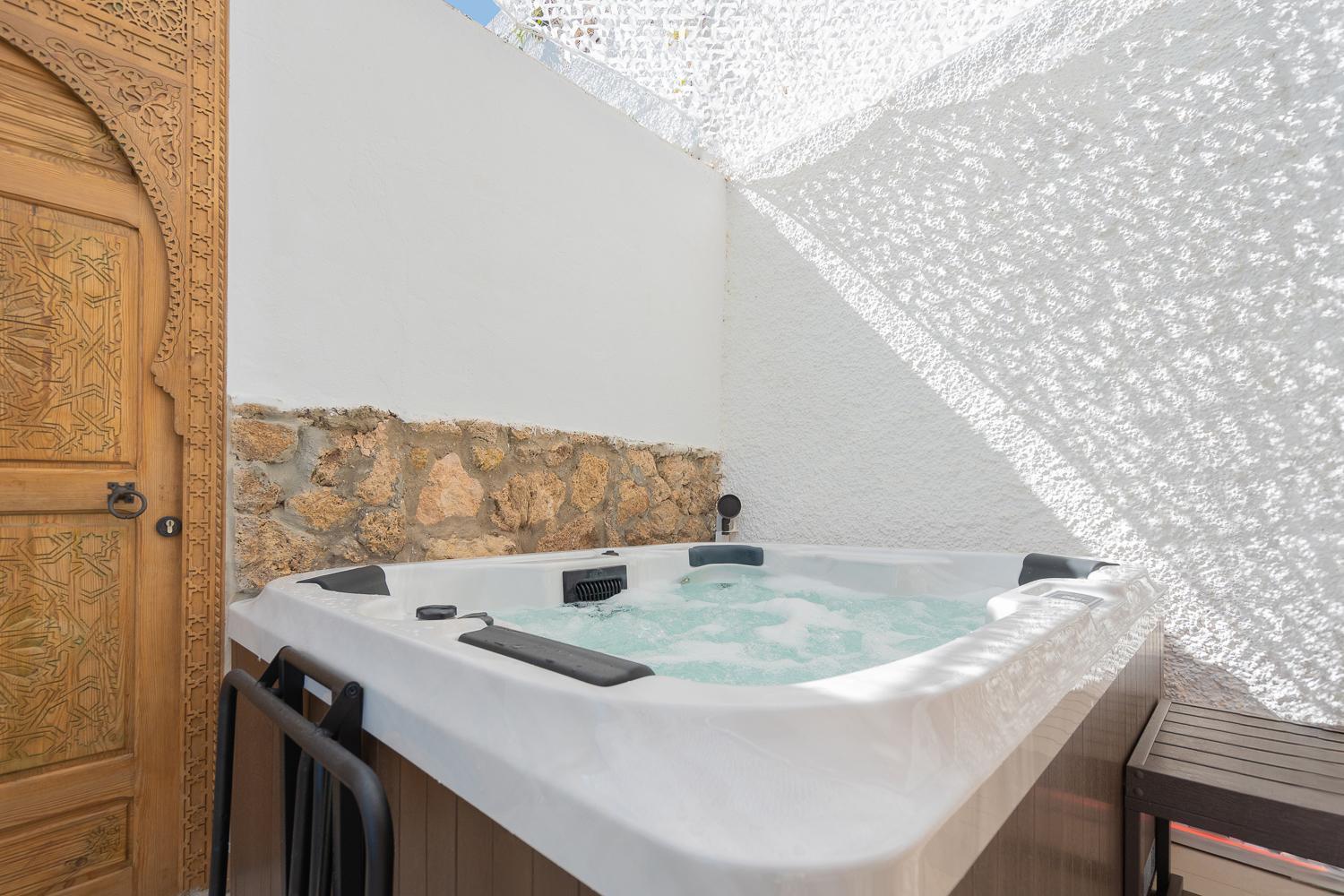 Apartament Private 250Sqm Garden Duplex, Jacuzzi, Cinema, Sea View Escape Torremolinos Zewnętrze zdjęcie