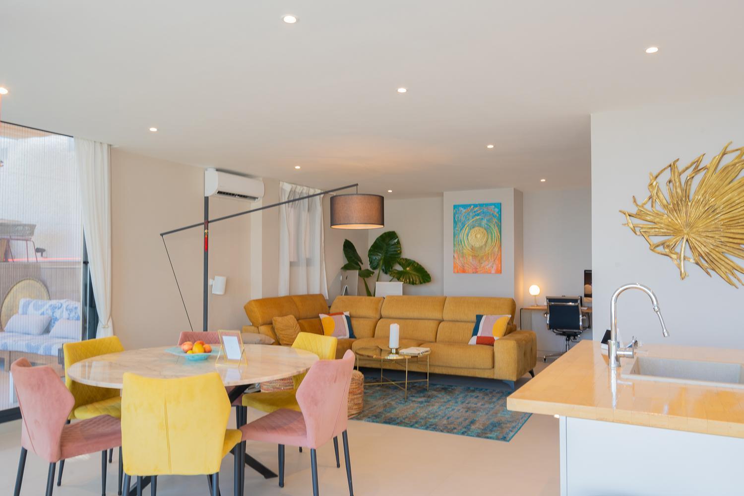 Apartament Private 250Sqm Garden Duplex, Jacuzzi, Cinema, Sea View Escape Torremolinos Zewnętrze zdjęcie