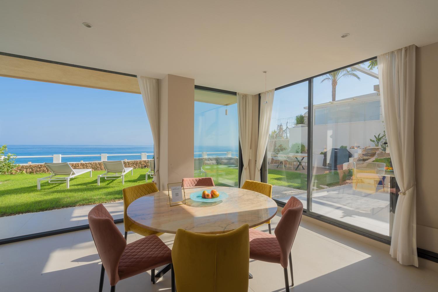 Apartament Private 250Sqm Garden Duplex, Jacuzzi, Cinema, Sea View Escape Torremolinos Zewnętrze zdjęcie